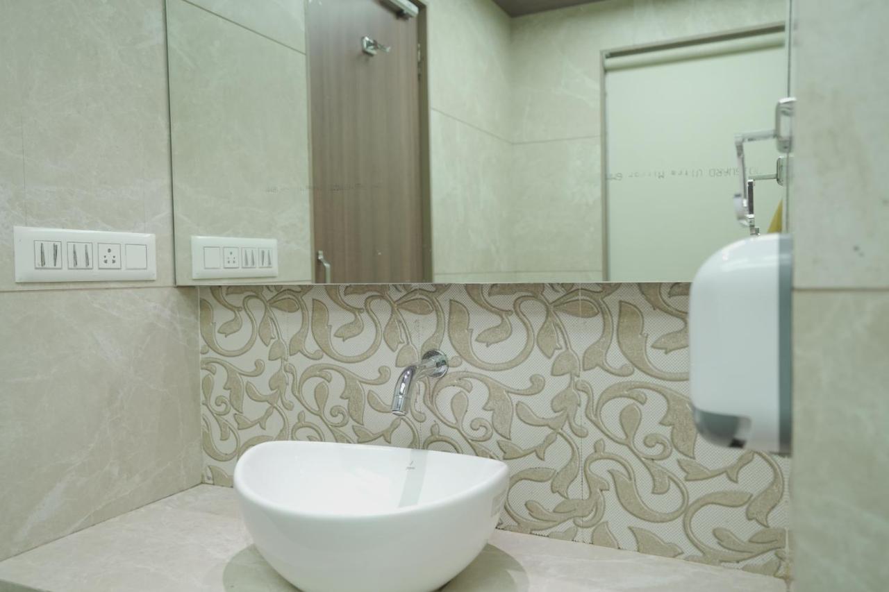 Hotel Mathoshree Thane Zewnętrze zdjęcie