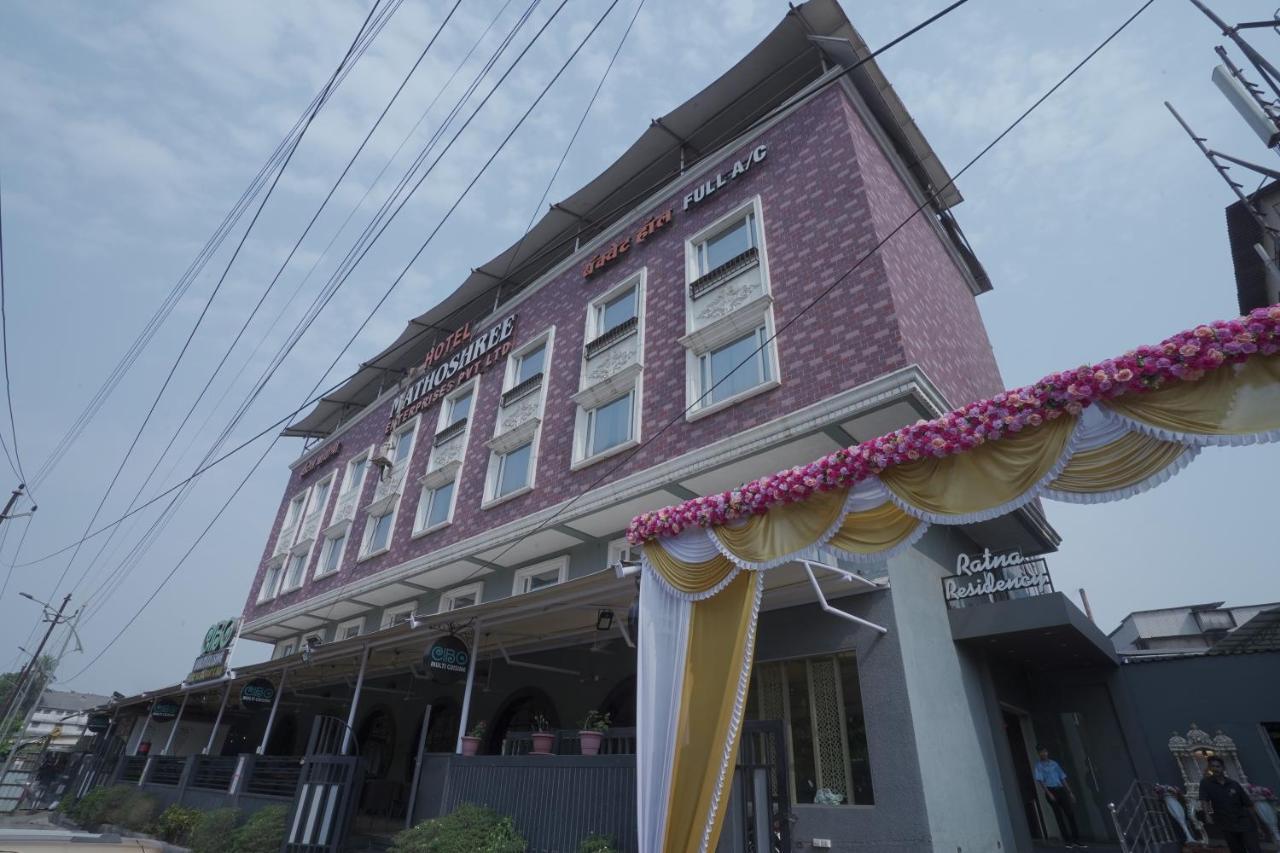 Hotel Mathoshree Thane Zewnętrze zdjęcie